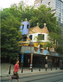 La casa Hundertwasser, un bloque de apartamentos diseñado orgánicamente en Viena